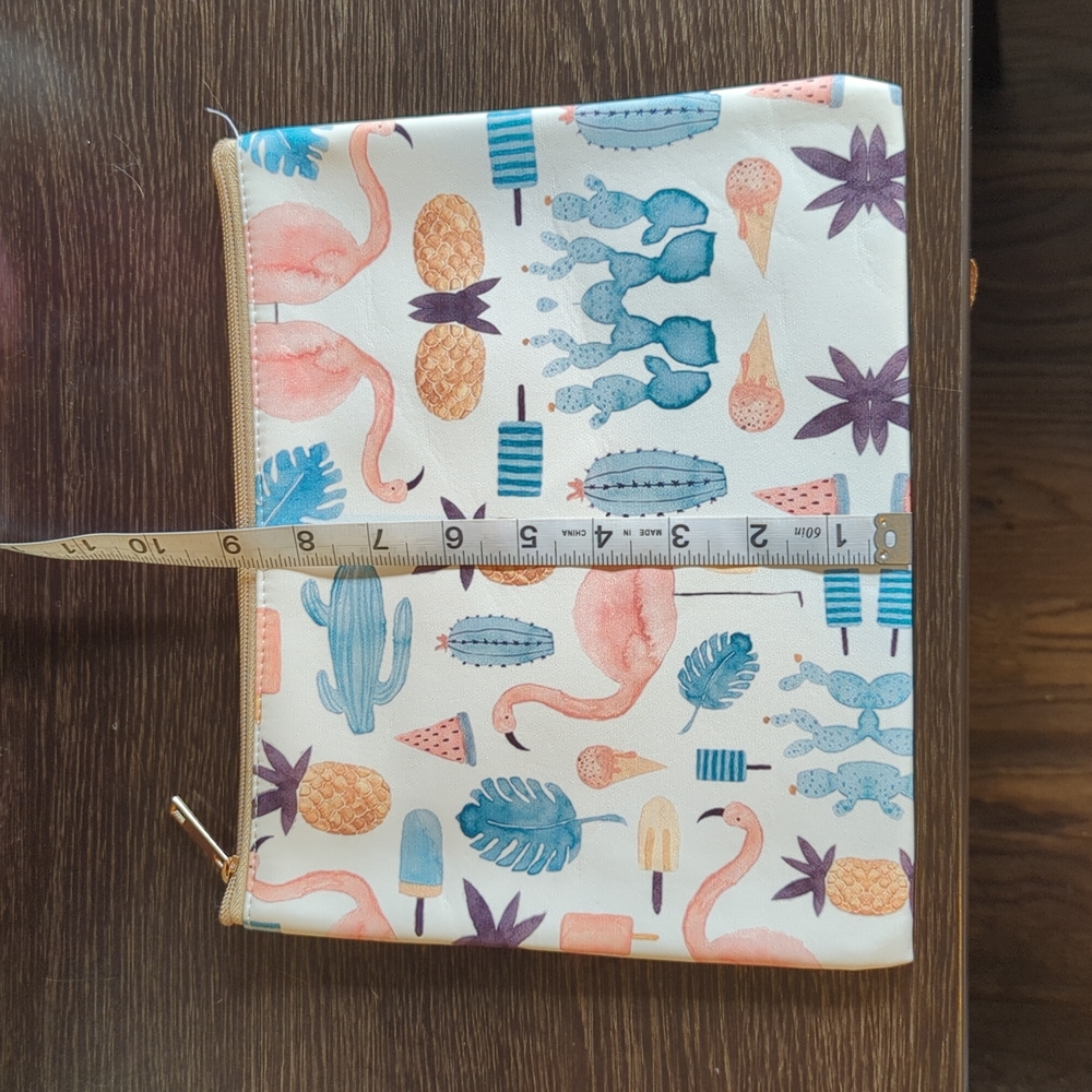 Flamingo/Pineapple Assortment Make-up Bag - Picture 3 of 3